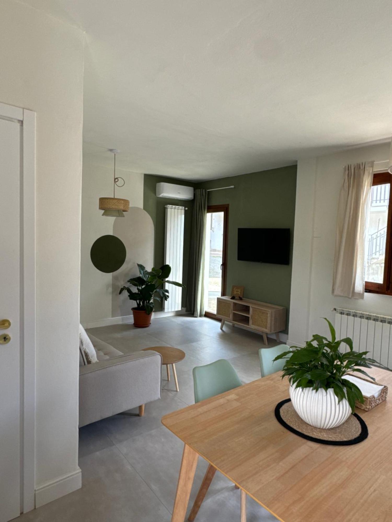 Il Cortile Del Borgo Villa Borgo Ticino Екстериор снимка