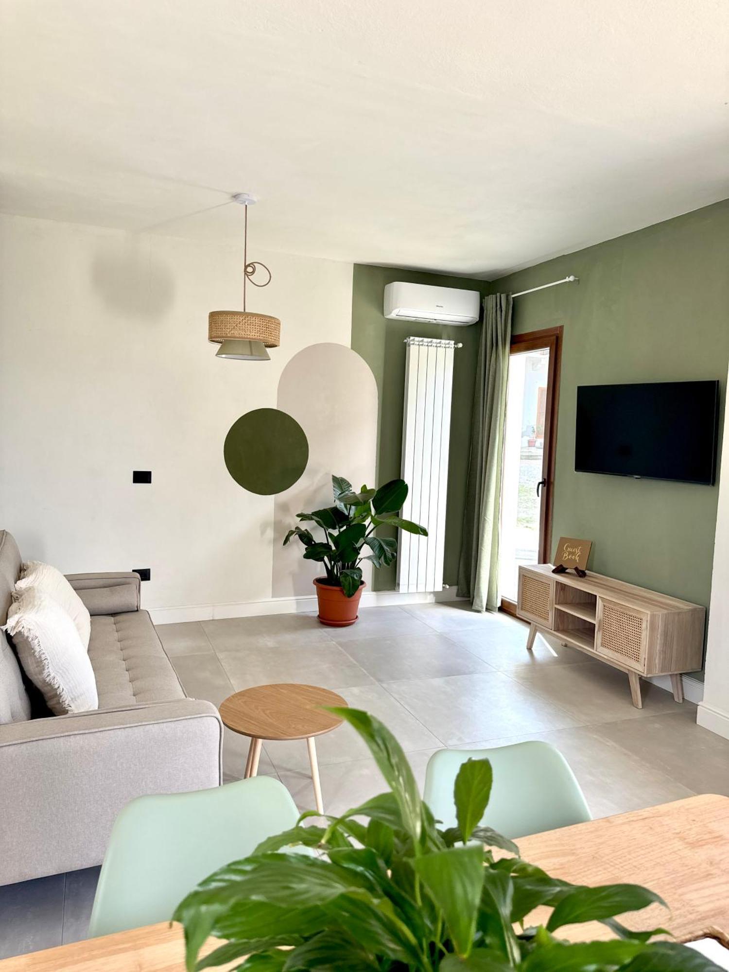 Il Cortile Del Borgo Villa Borgo Ticino Екстериор снимка