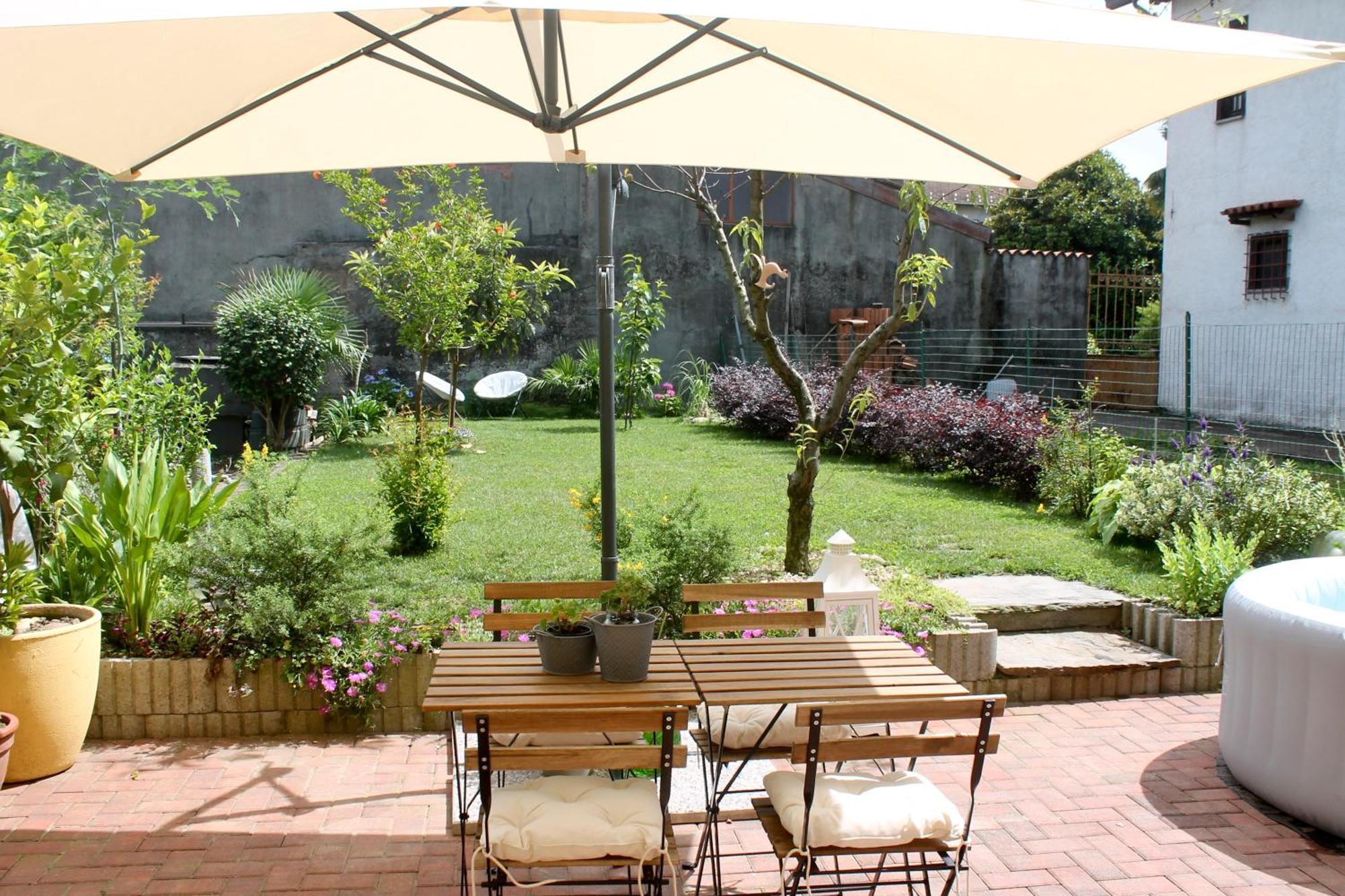 Il Cortile Del Borgo Villa Borgo Ticino Екстериор снимка