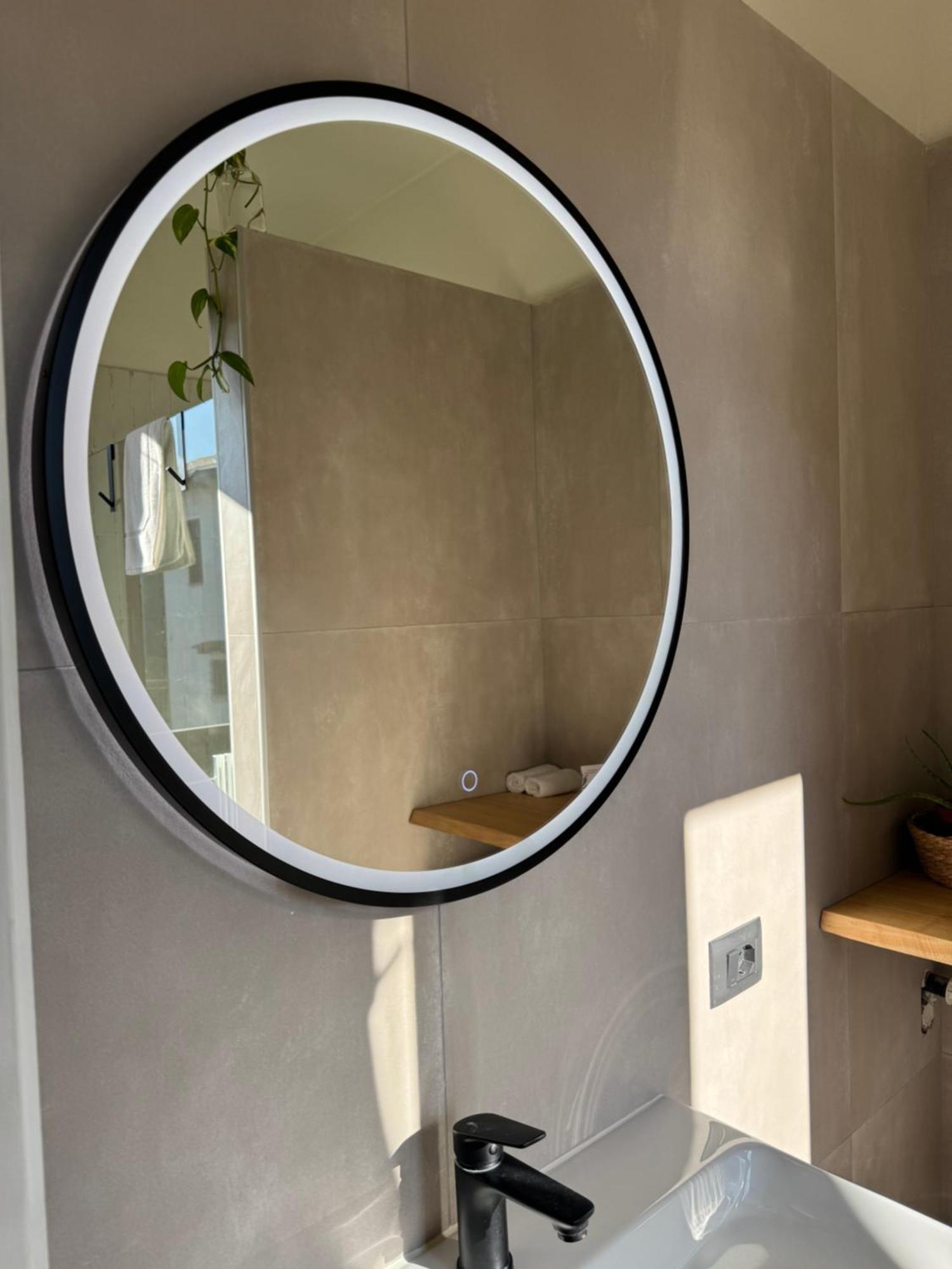 Il Cortile Del Borgo Villa Borgo Ticino Екстериор снимка